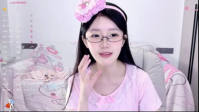 แชท XXX สดของ KylinKylin