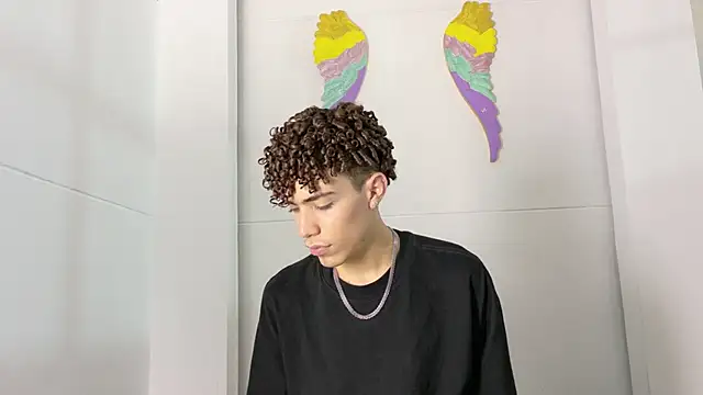 XXX chat uživo modela Monyel_Blake