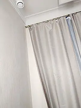 MickeQuinee's Live XXX Chat