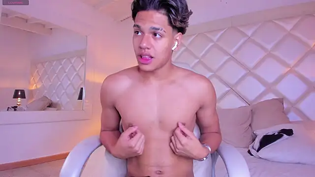MarcoDeluxxe – Live XXX-chat