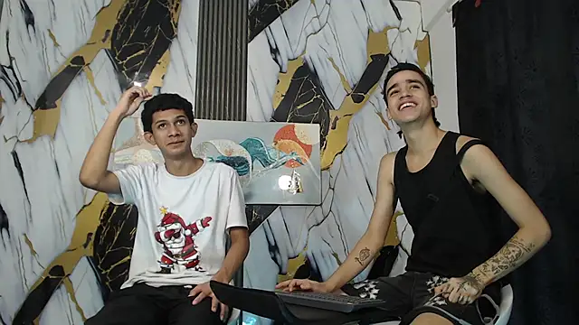 Czat XXX na żywo – TWINKS_BOYSX