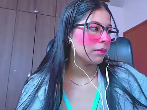 _ALLYSON18_'s Live XXX Chat