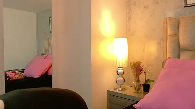 Megan_fenix's Live XXX Chat
