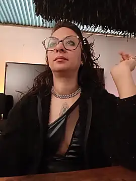 Serena_XYZ's Live XXX Chat