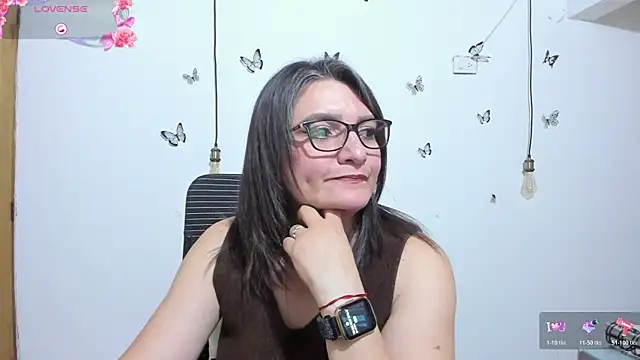 Amie_Adams82_ XXX чат на живо