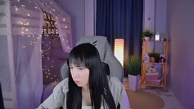 SeraphineSparda Chat XXX live