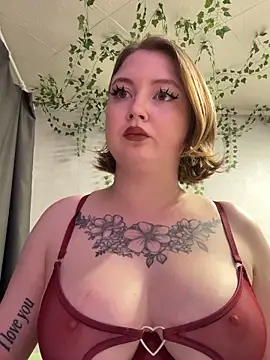 Онлайн чат XXX EmmySuiyugh
