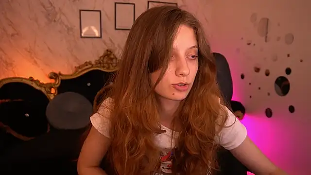 CuteeFoxy Live XXX-Chat