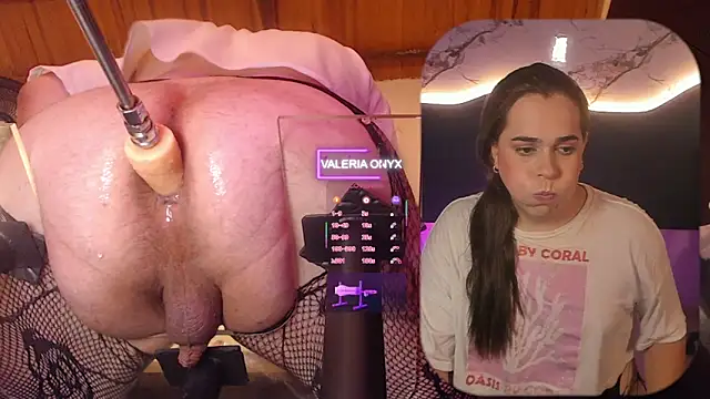 ValeriaOnyx's Live XXX Chat