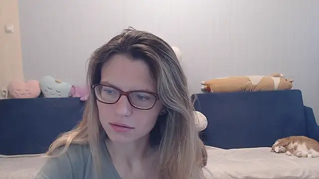 night_is_dark's Live XXX Chat