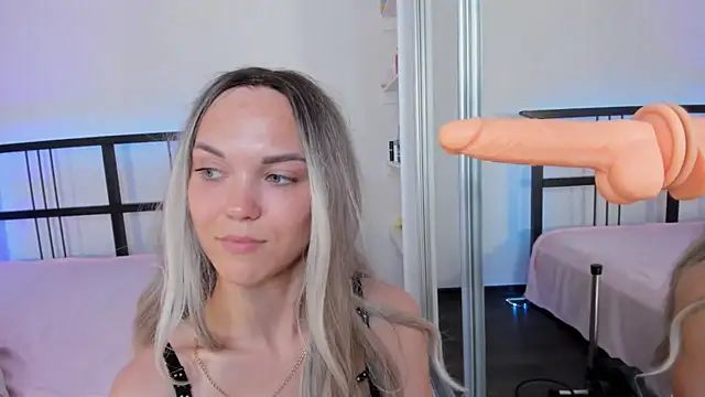 Flora_Meooww Live XXX-Chat