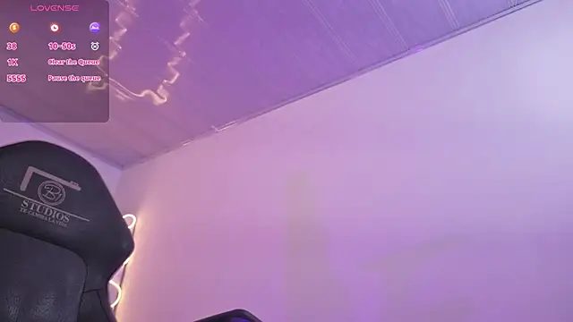 ZURY_TAYのライブXXXチャット