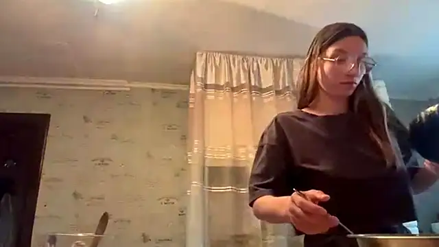Živý XXX chat SparkleJebb