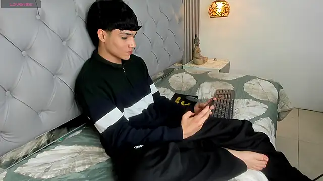 SamBlack_ Live XXX Chat