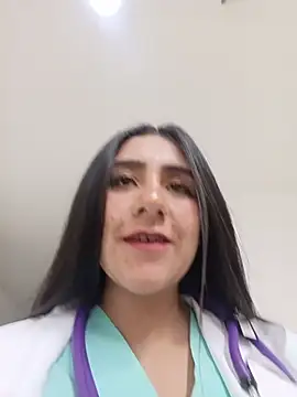 CAROLINE__07 XXX чат на живо