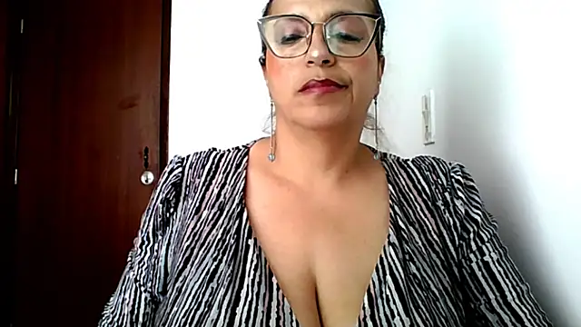RossanaLionheart's Live XXX Chat
