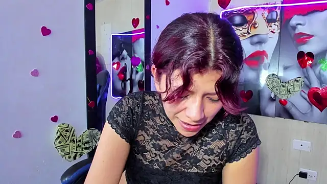 Raven_Rouge_ Chat XXX live