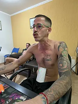 MeladoDiMel's Live XXX Chat
