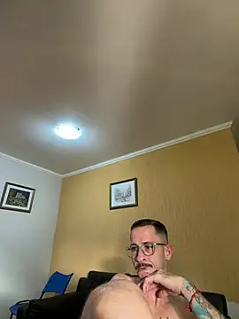 XXX chat uživo modela MeladoDiMel