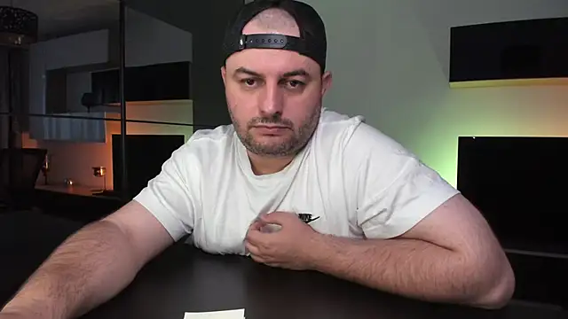 DravenPeak Chat XXX in diretta