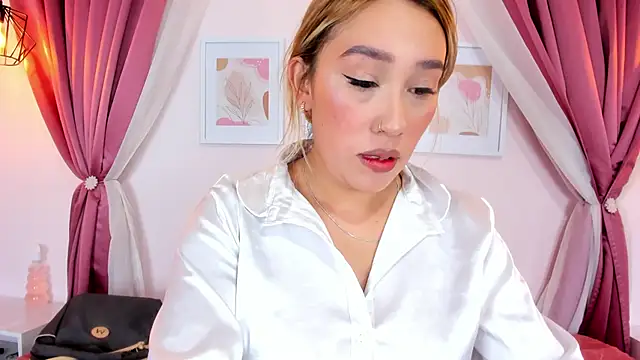 Lannajansen Adlı Modelin Canlı XXX Sohbeti
