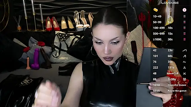 MistressDarsy Live XXX-Chat
