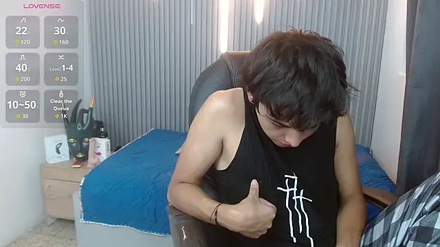 Chat XXX Live StiwenTwink