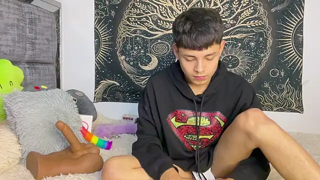 Chat XXX en directo de Andy_Belier23