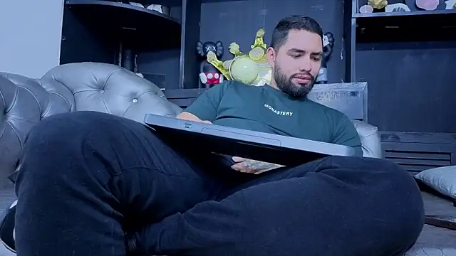 matteosantos Chat XXX in diretta