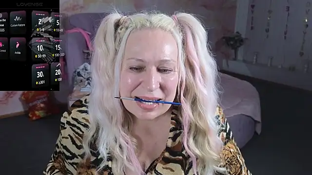 دردشة Penelope_Pinky الجنسية المباشرة