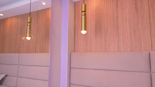 Chat +18 de ZoehAngel ao vivo