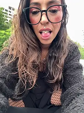 Онлайн чат XXX Lalla_Amani
