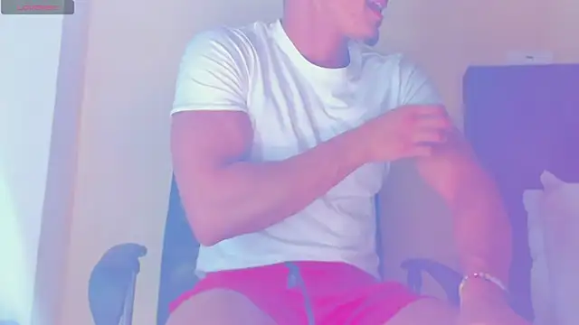 MikeRoss7777 Live XXX-chat