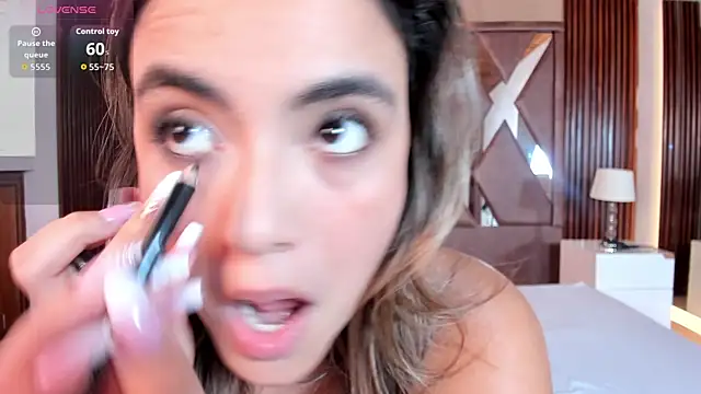 Chat +18 de IsabellaaJoness ao vivo