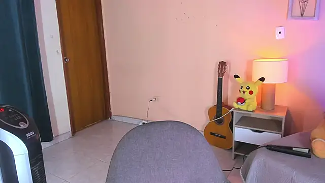naomy_ruiz_'s Live XXX Chat