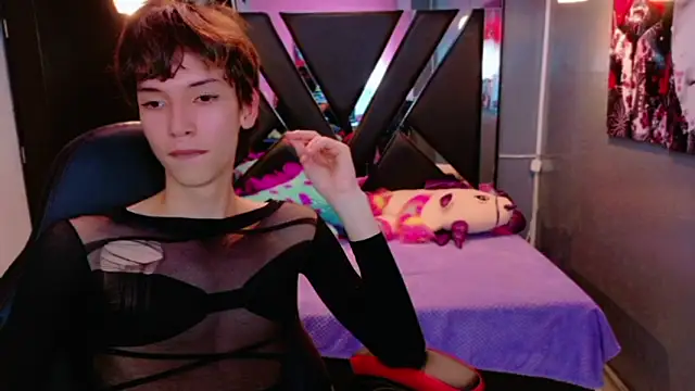 Stefany_PiInk élő XXX-chatje