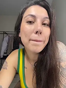 Chat +18 de Carolini09 ao vivo