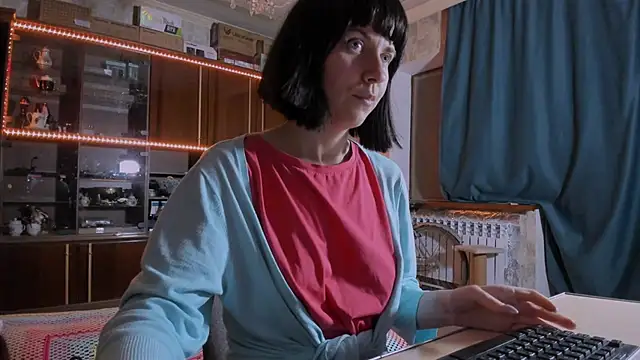 pa1e_pr1ncess Adlı Modelin Canlı XXX Sohbeti