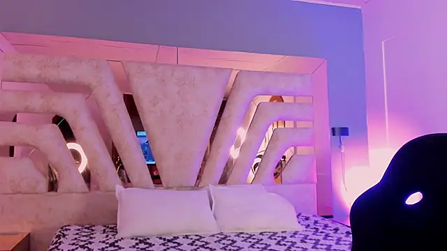 _NatachaDiaz_'s Live XXX Chat