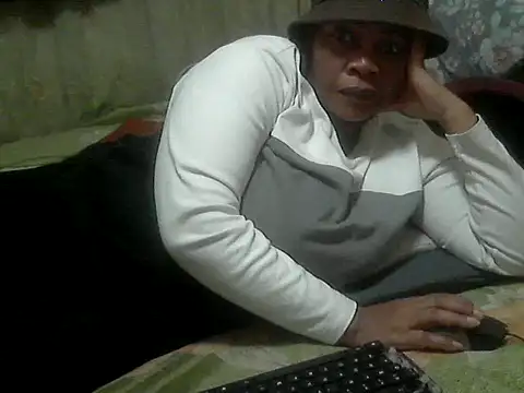 دردشة BLACKMILF4U الجنسية المباشرة