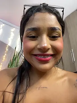 Chatroom XXX en direct de Mariangel_11