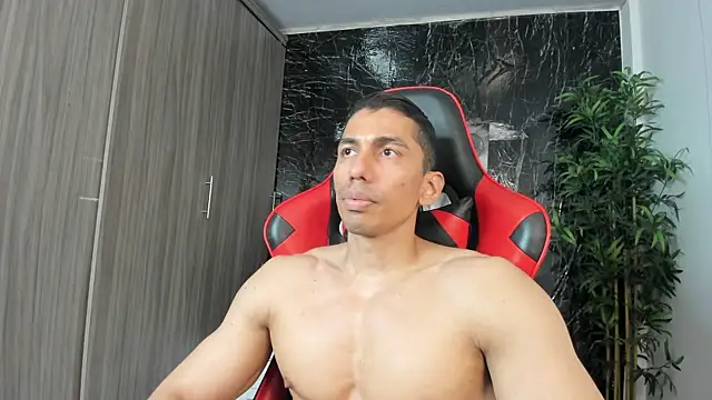 Chat +18 de Erik_castle ao vivo