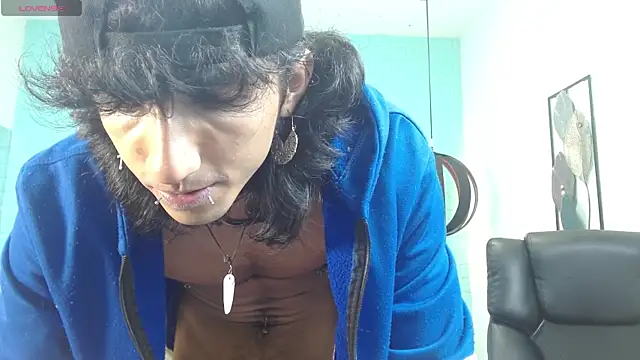 Czat XXX na żywo – caleb_stefan