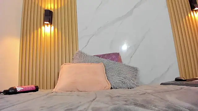 Chatroom XXX en direct de Valentinaliux_