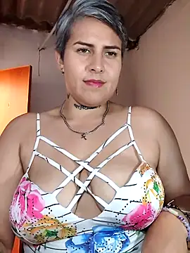 Yessi_roussen Live XXX chat