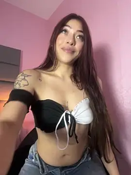 DAKOTA_SAKURA live XXX chat