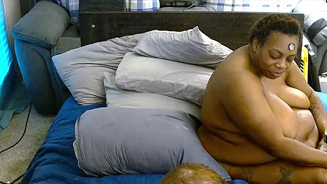 Živý XXX chat Dilldough405