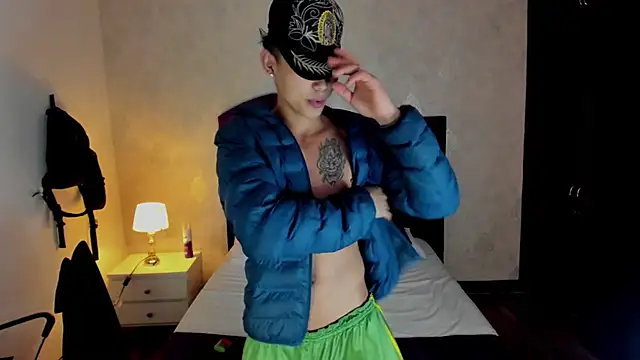 Živý XXX chat Liam_Adamms
