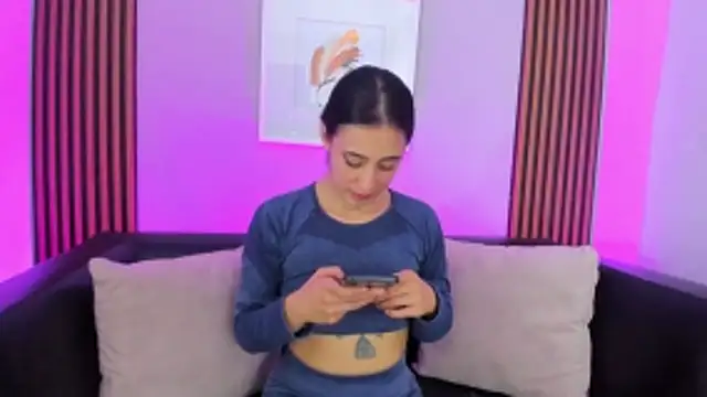 Ariana_collinss: απευθείας συνομιλία ΧΧΧ