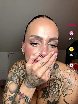 Czat XXX na żywo – venustattoue